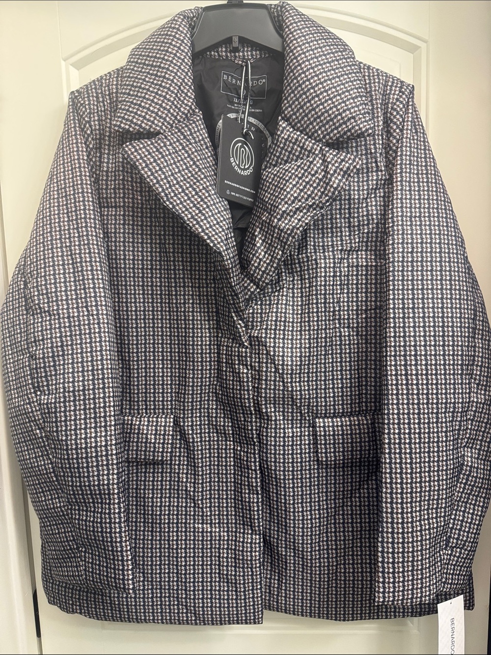 Women’s Bernardo Houndstooth Puffer Pea Coat in Black, Brown and White, XL, New